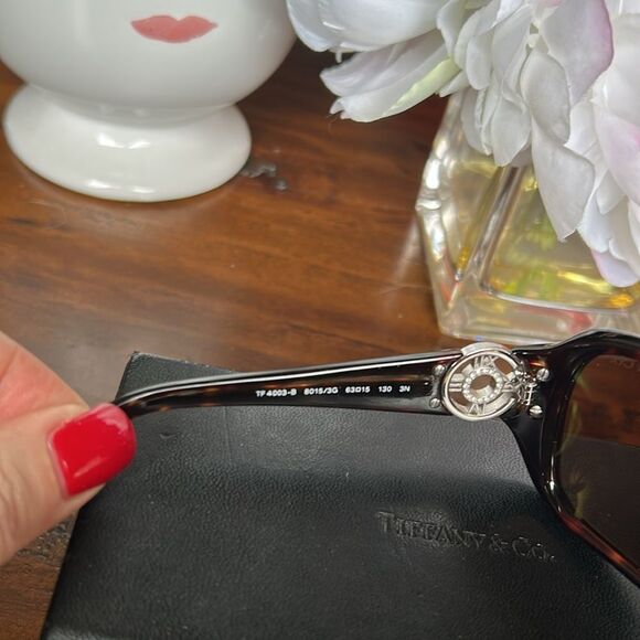iffany Sunglasses TF4003B Color 80153G Dark Havana Never used vintage main image 7